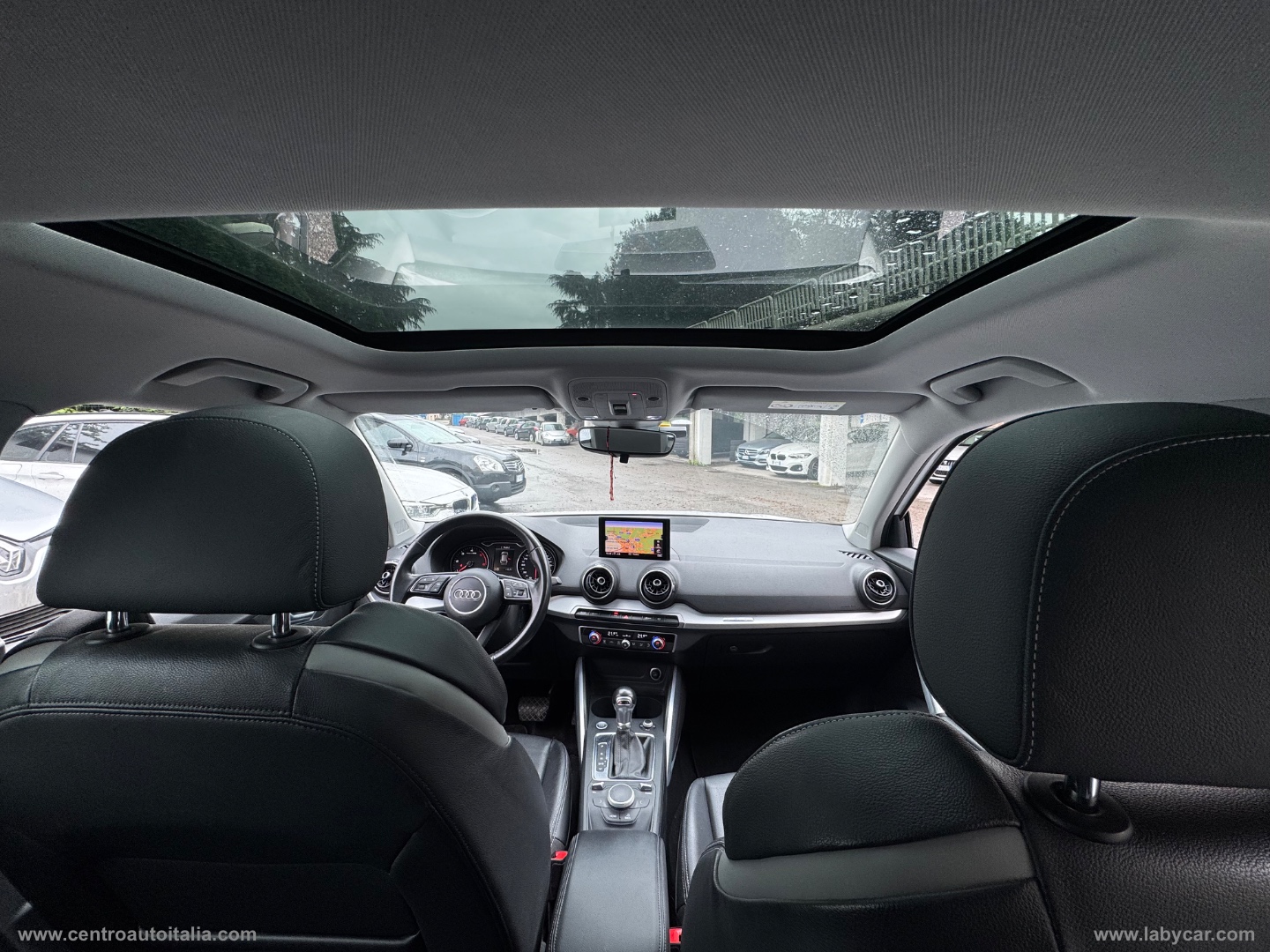 Q2 35 TDI S tronic Identity Black - immagine 12