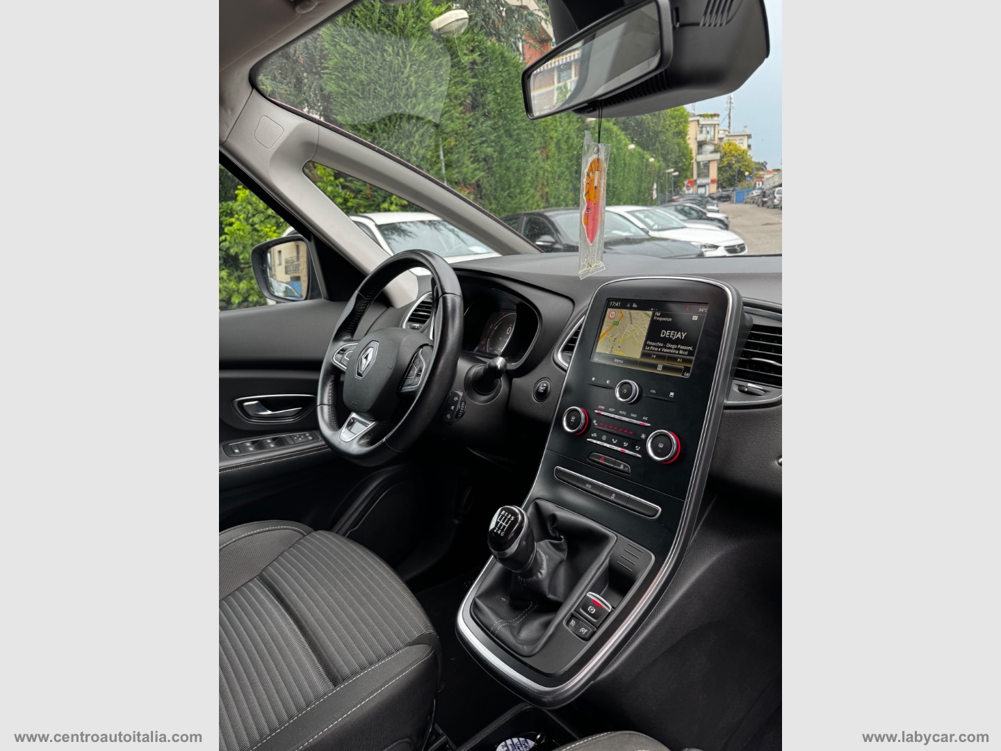 Grand Scénic dCi 8V 110 CV Energy Bose - immagine 12