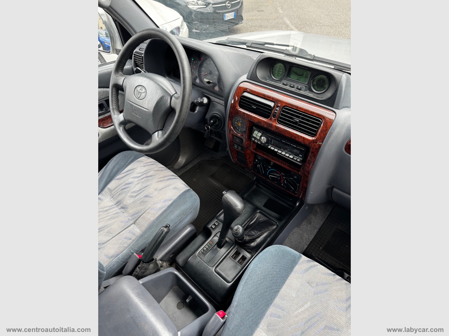 Land Cruiser 3.0 TD 3p. KZJ90 GX - immagine 12