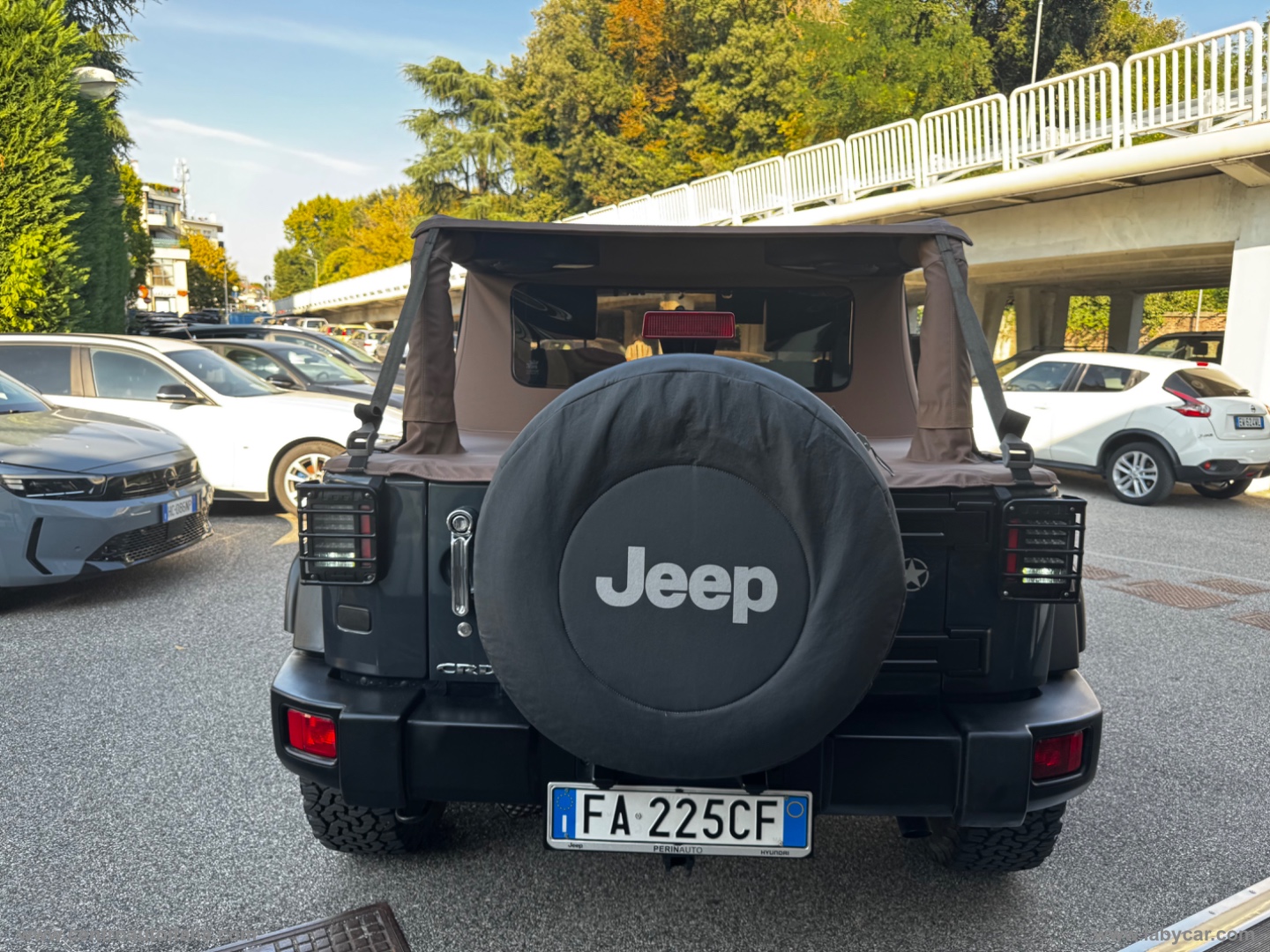 Wrangler 2.8 CRD Sport Auto - immagine 12
