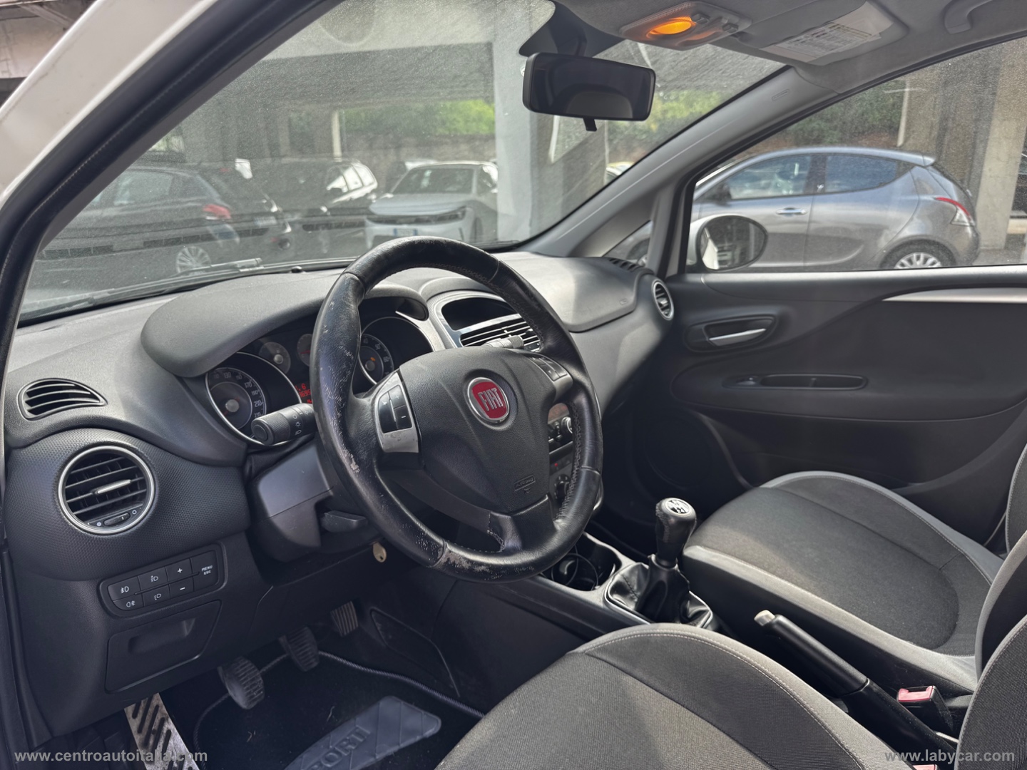 Punto Evo 1.3 Mjt 75 CV 5p. S&S Dynamic - immagine 12