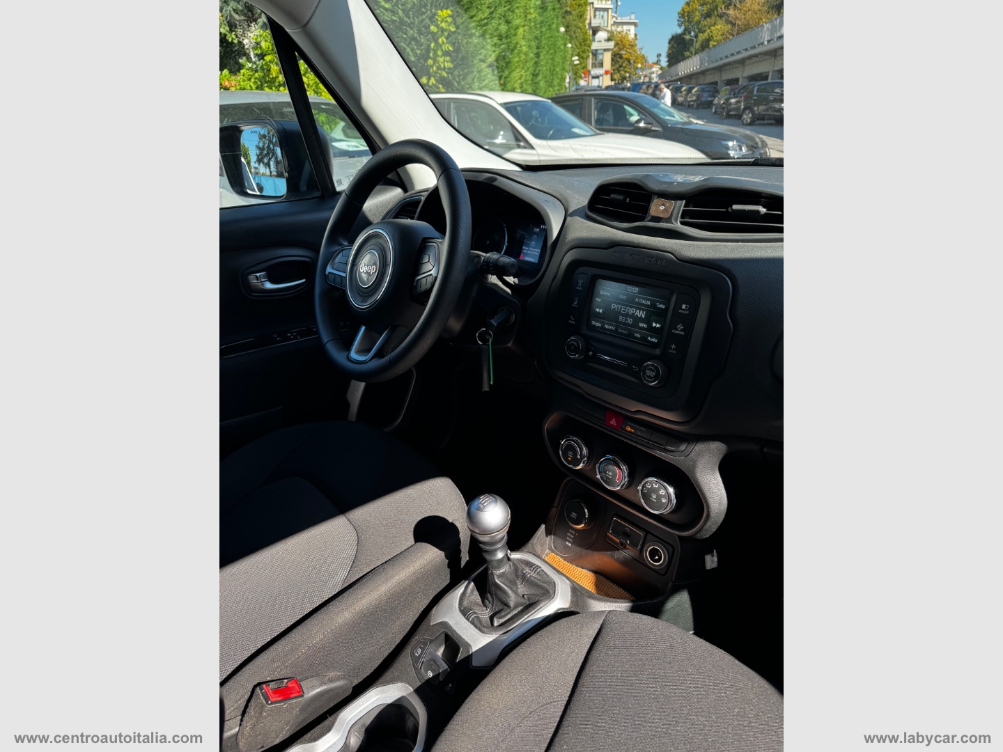 Renegade 2.0 Mjt 4WD Active Drive Sport - immagine 12