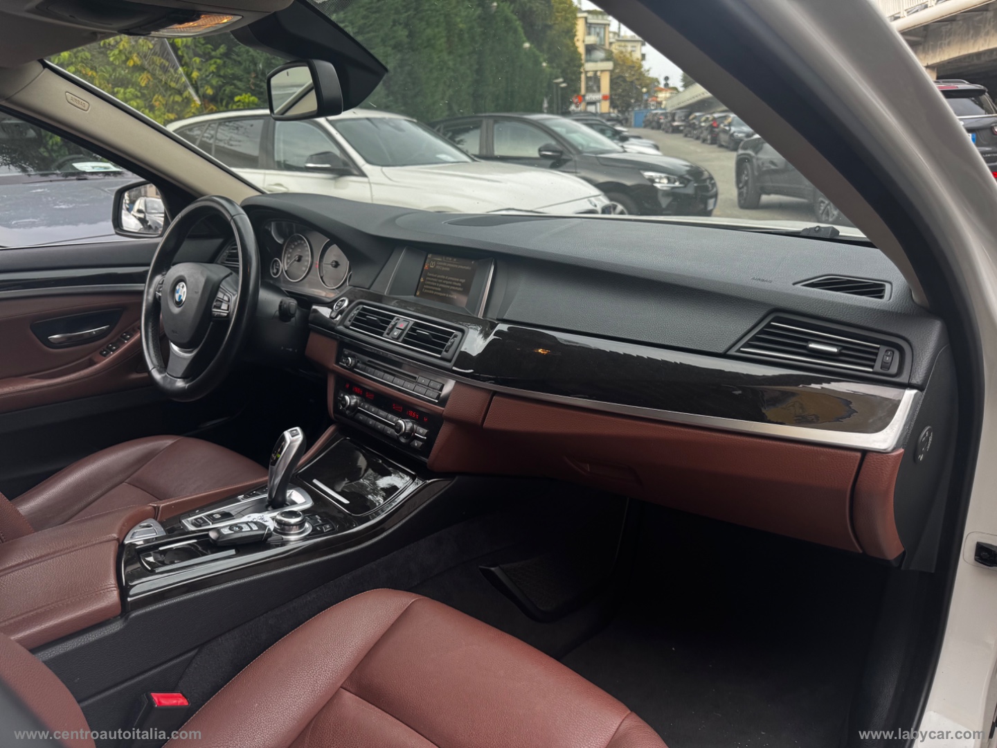 520d xDrive Touring - immagine 12