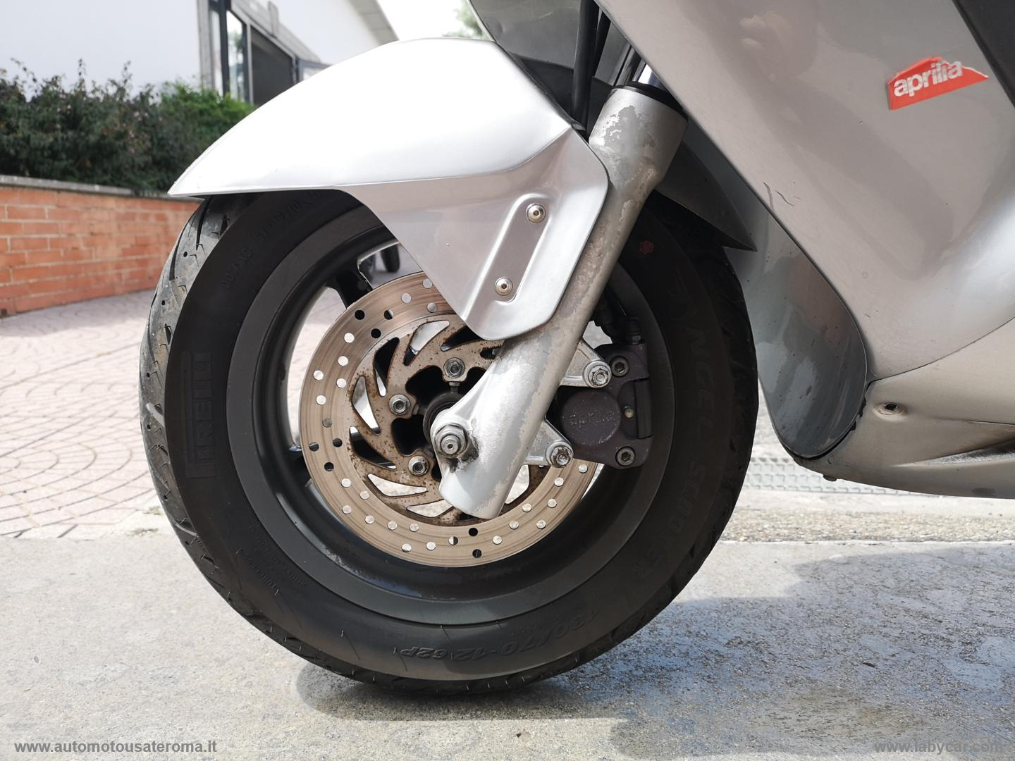 Leonardo 150 ST RATE AUTO MOTO SCOOTER - immagine 12