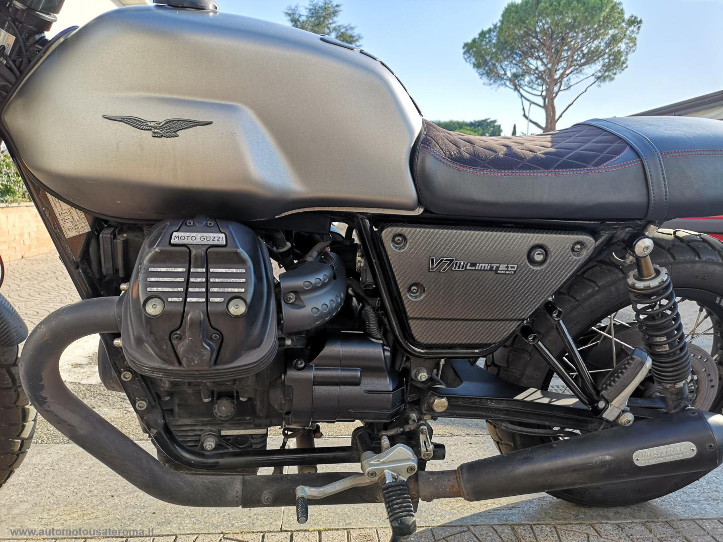 V7 III LIMITED RATE AUTO MOTO SCOOTER - immagine 12