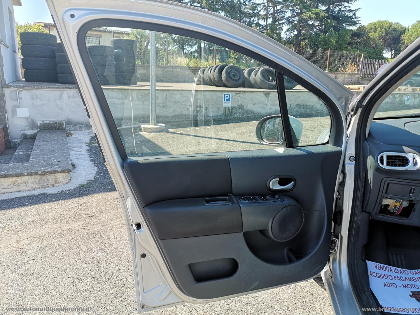 Modus 1.6 Dynamique RATE AUTO MOTO SCOOTER - immagine 12