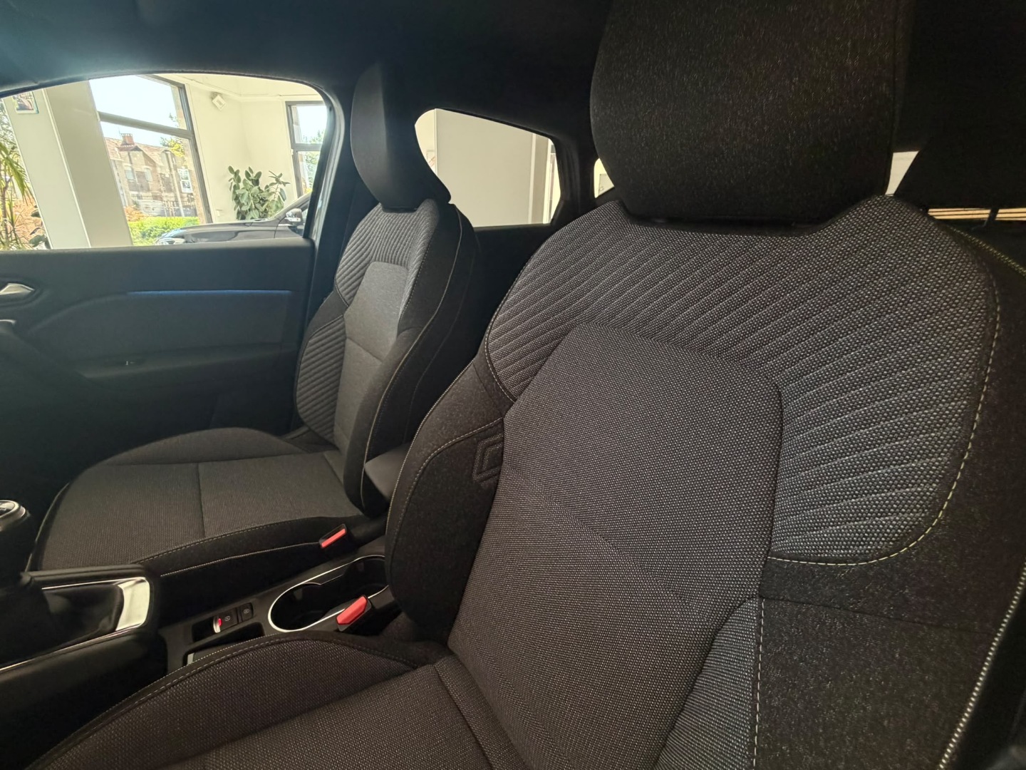 Captur Eco-G 120 CV Techno - immagine 12