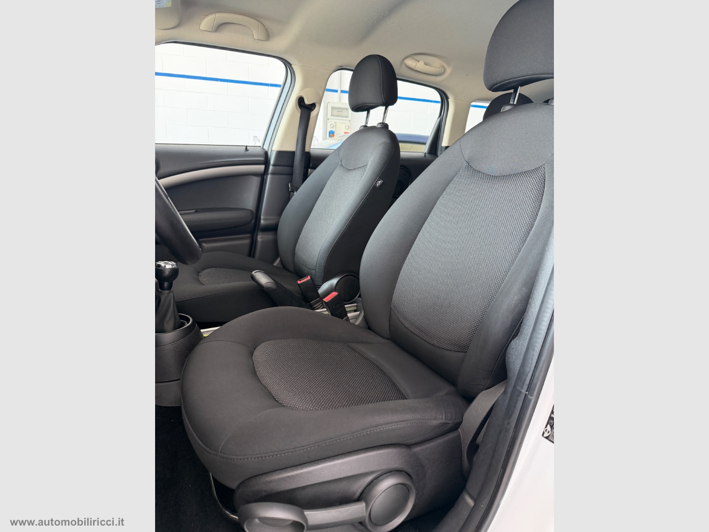 Mini COOPER Countryman - immagine 12