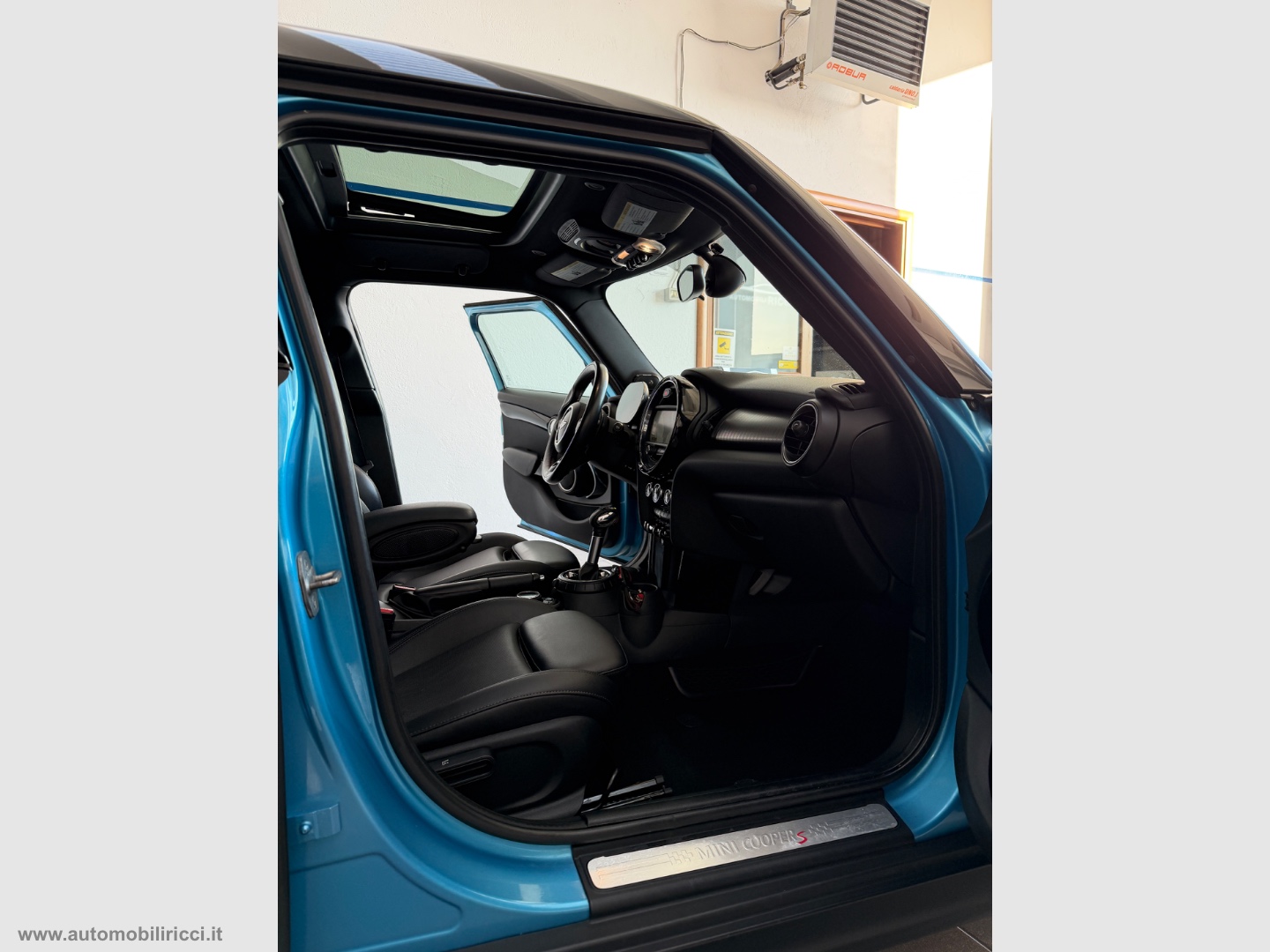 Mini Cooper S 5 porte - immagine 12
