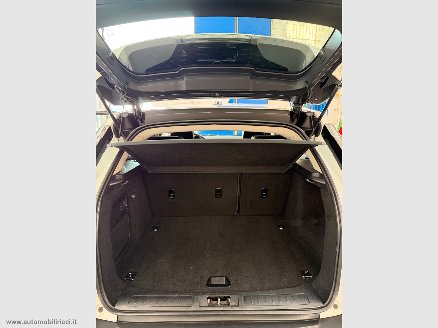 RR Evoque 2.2 TD4 5p. Prestige - immagine 12