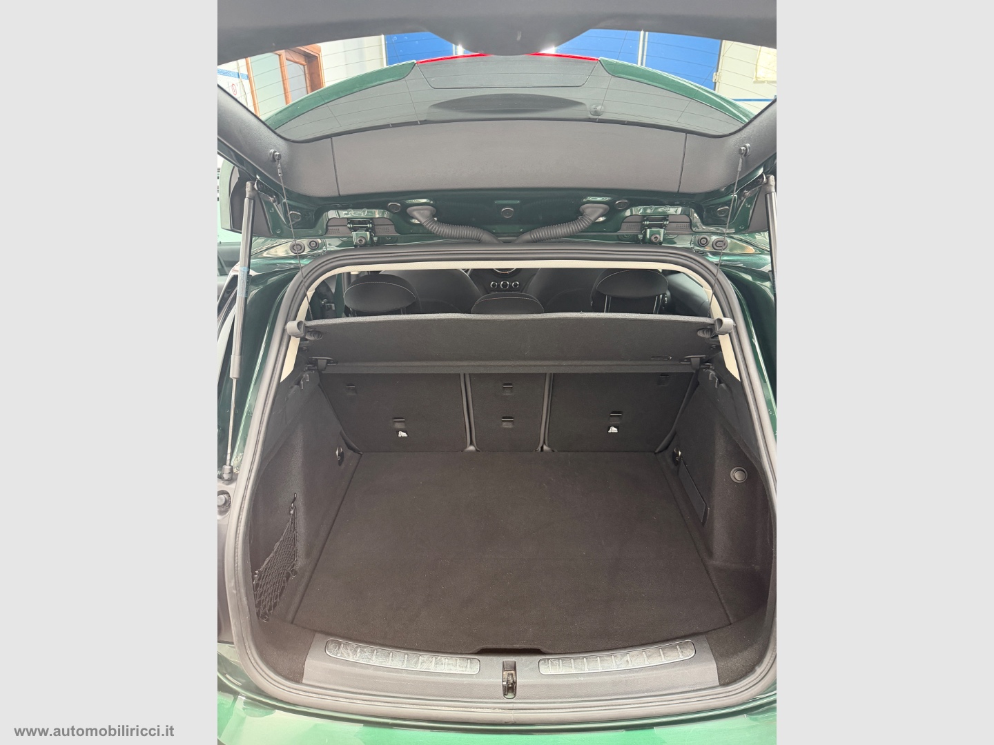 Mini Countryman ONE D Aut. - immagine 12