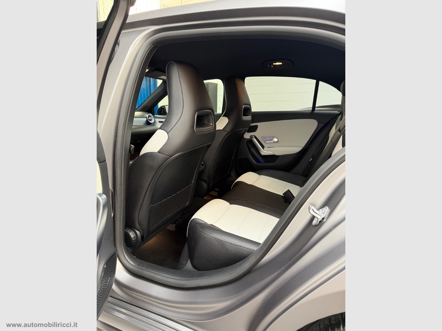 A 250 Automatic Premium 59.000KM - immagine 12