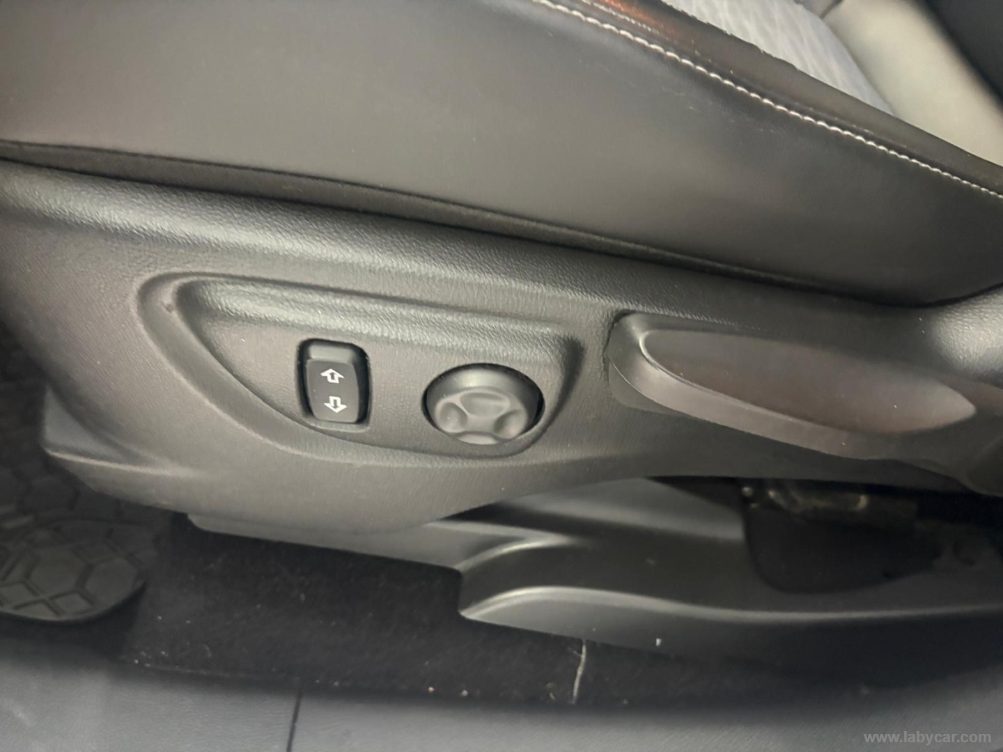 Mokka 1.6 CDTI Ecotec 136 4x2 S&S Cosmo - immagine 12