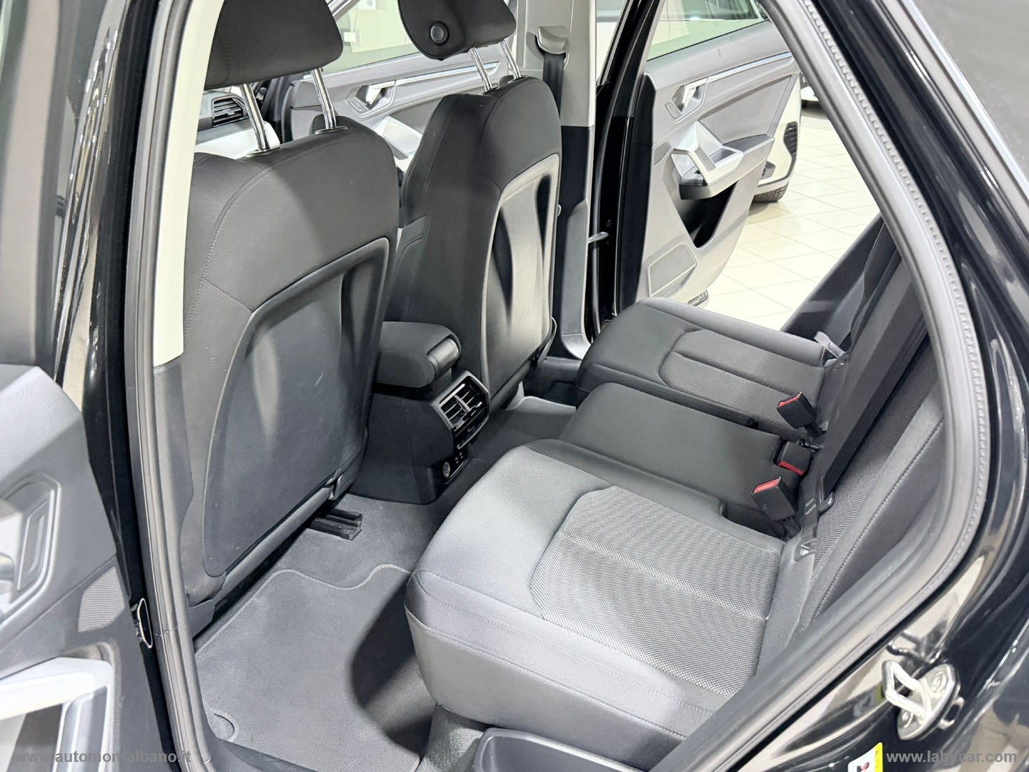 Q3 SPB 35 TDI Business ADVANCED - immagine 12