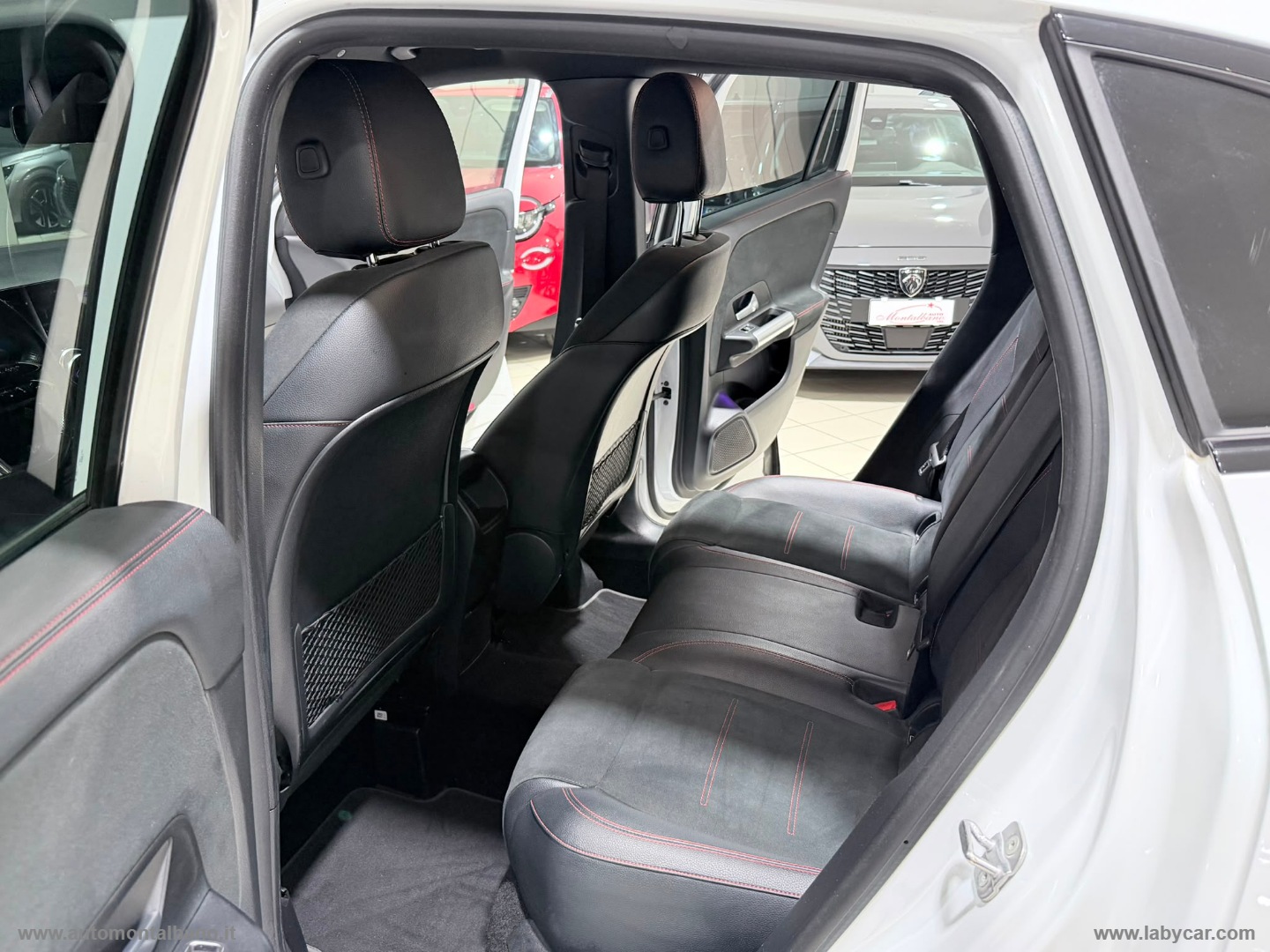 GLA 200 d Automatic AMG Line Premium - immagine 12