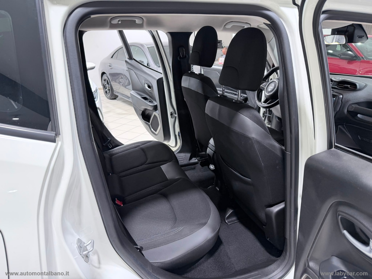 Renegade 1.0 T3 Limited - immagine 12