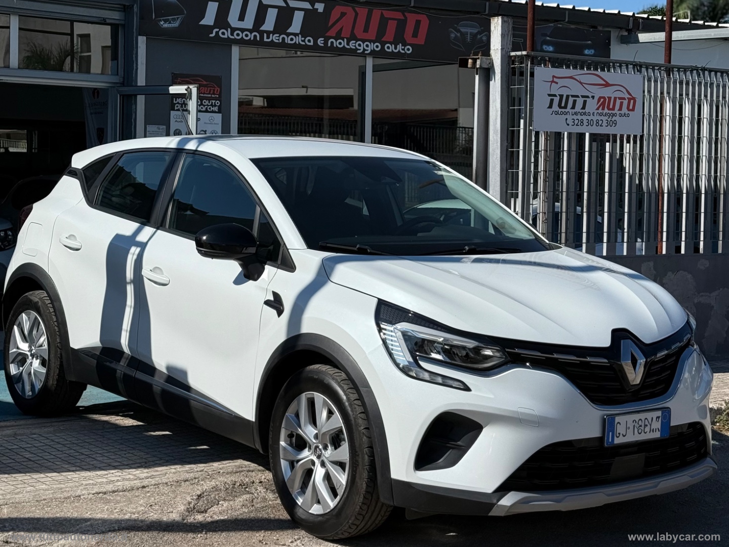 Captur TCe 12V 90 CV Business - immagine 12