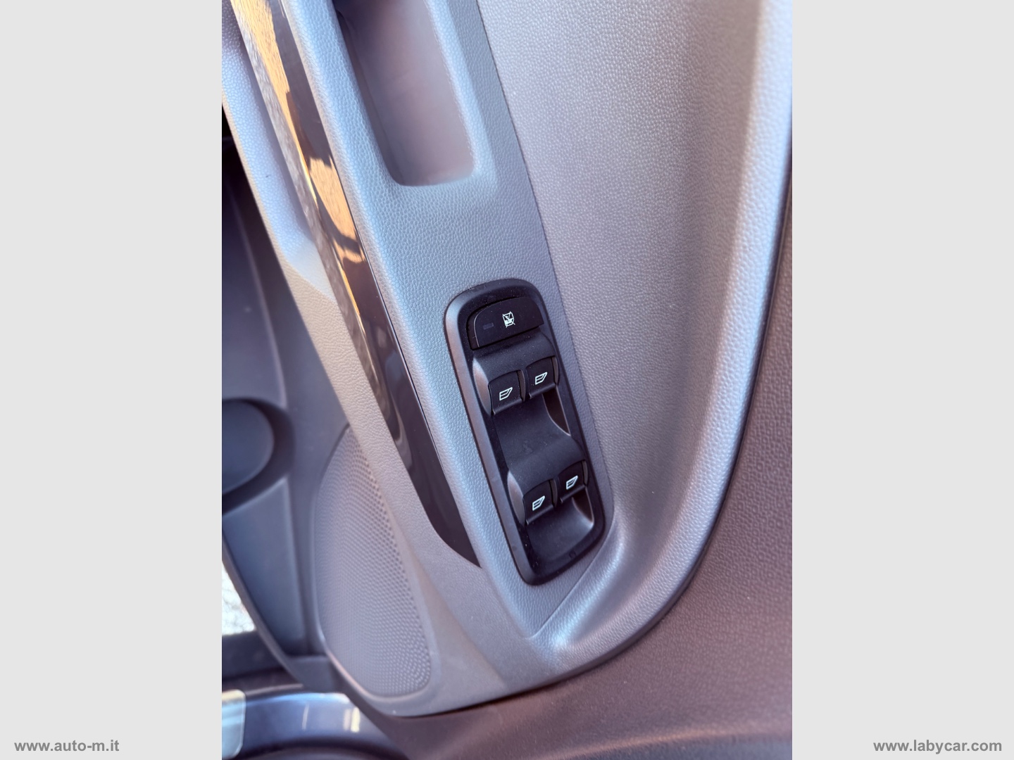 EcoSport 1.5 TDCi 90 CV Titanium - immagine 12