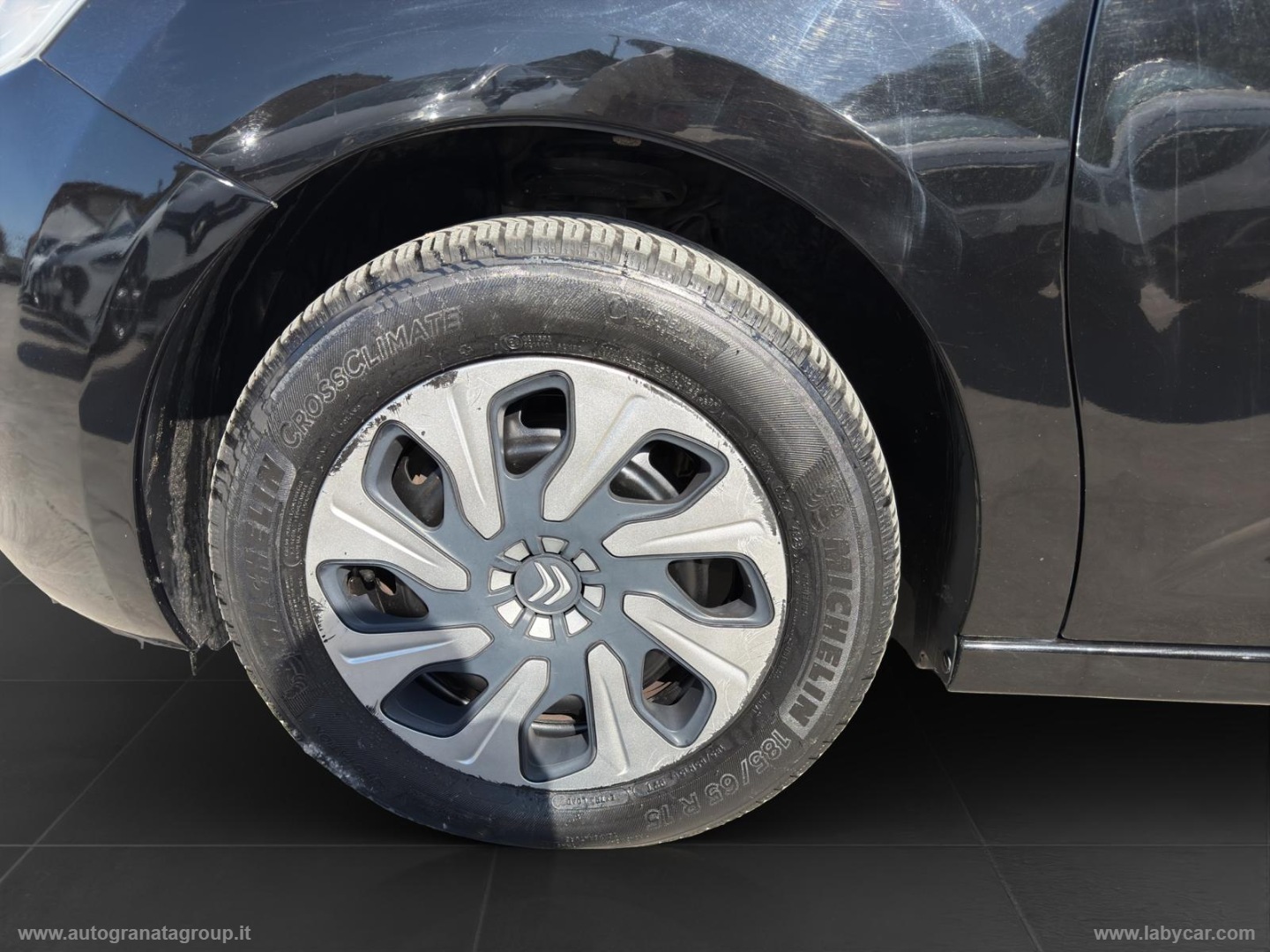 C3 1.4 HDi 70 Exclusive CAMBIO AUTOMATICO! - immagine 12