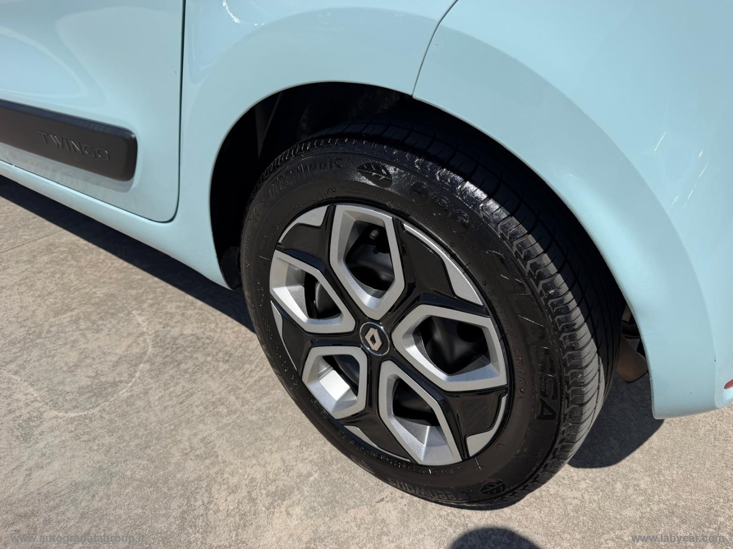 Twingo SCe 65 CV Intens PARI NUOVO! - immagine 12