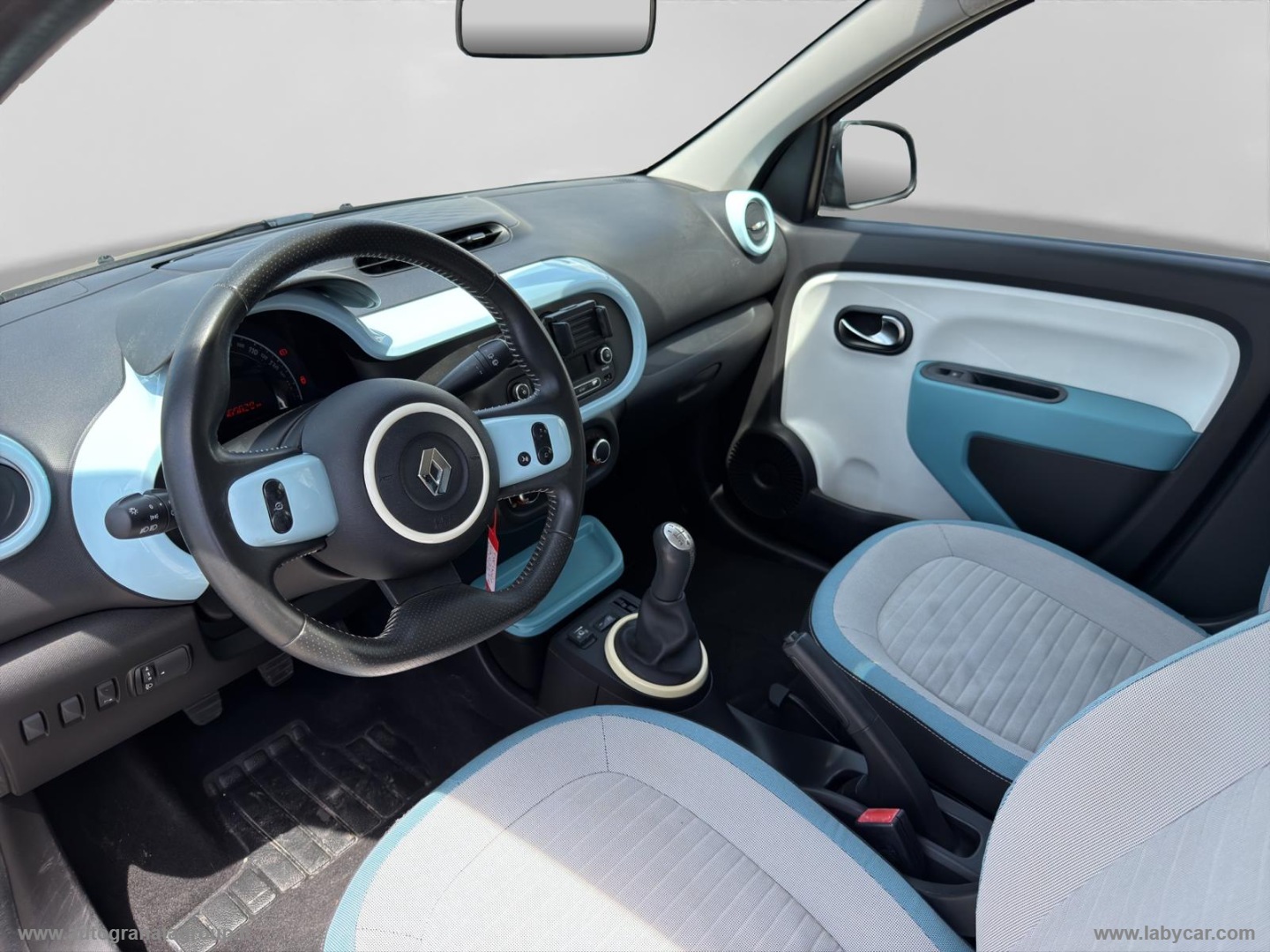 Twingo 1.0 SCe Live GPL OUTLET - immagine 12