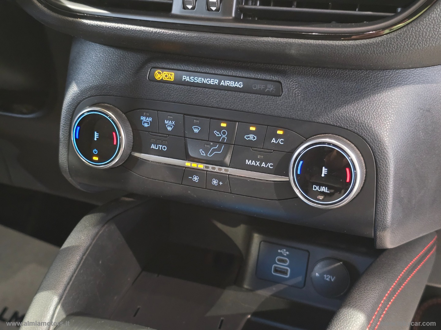 Kuga 2.0 EcoBlue 120 CV aut. 2WD ST-Line - immagine 12