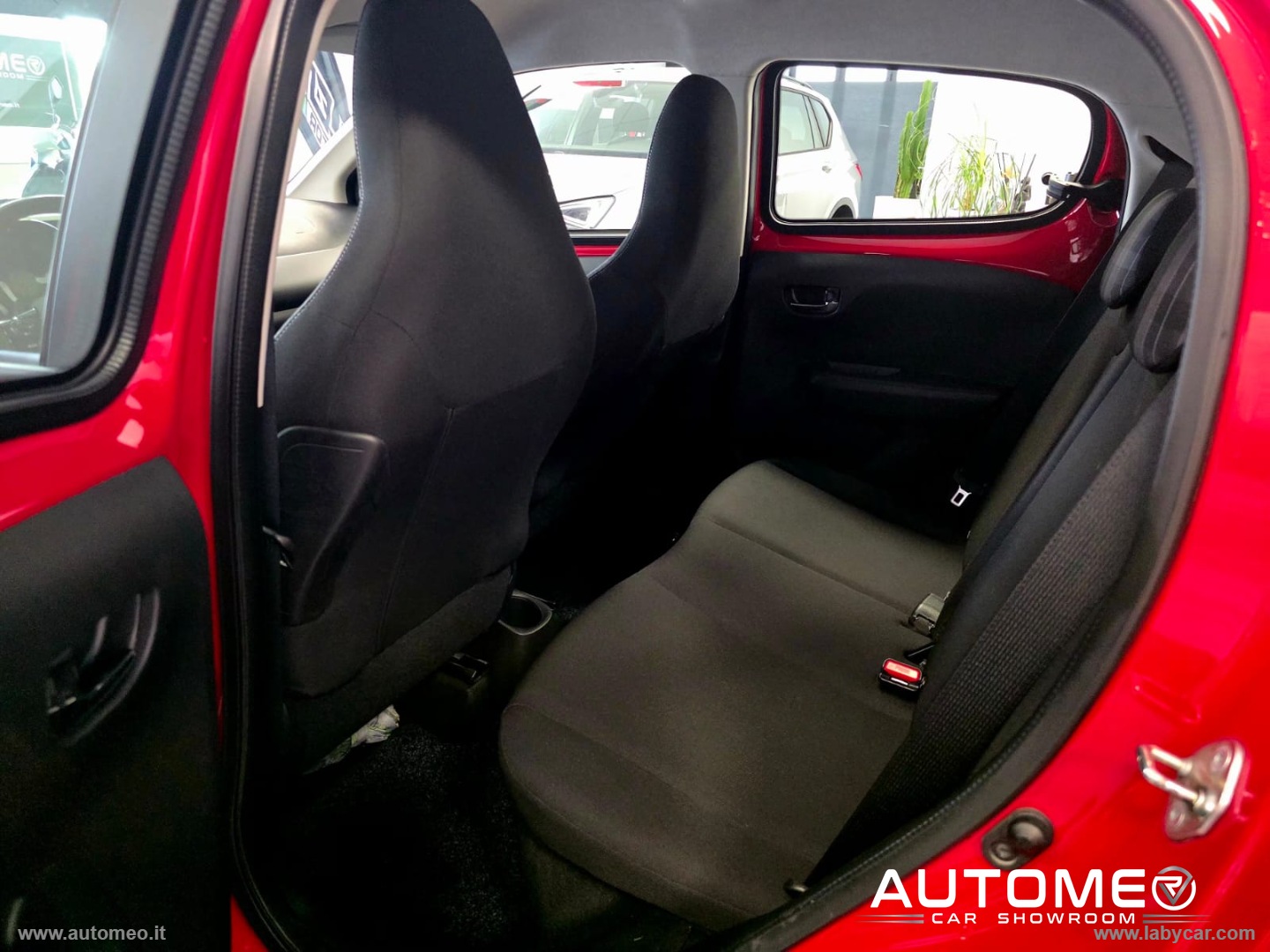 108 PureTech 82 5p. Allure TOP! - immagine 12