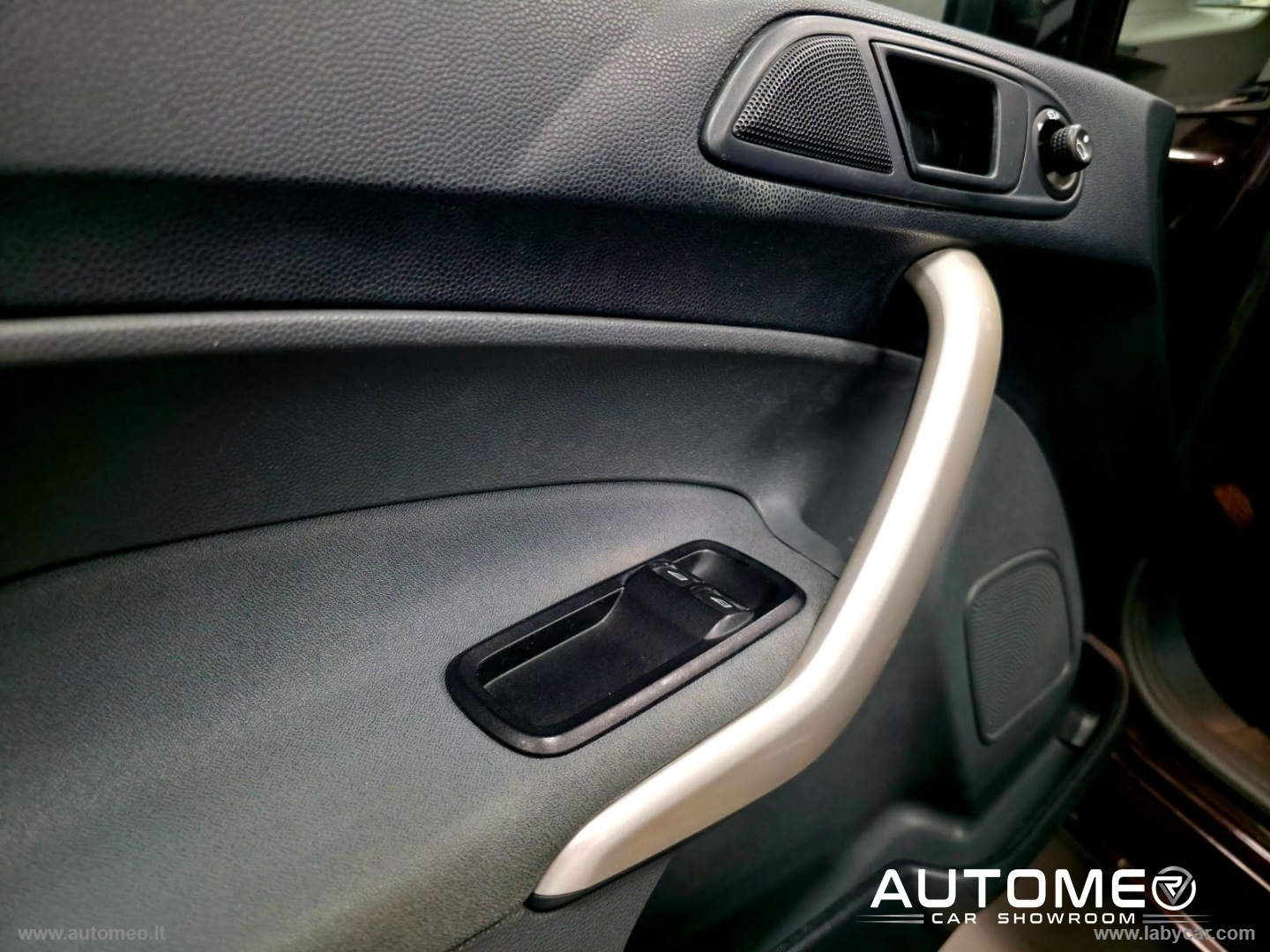 Fiesta 1.4 TDCi 68 CV 3p. Titanium TITANIUM - immagine 12