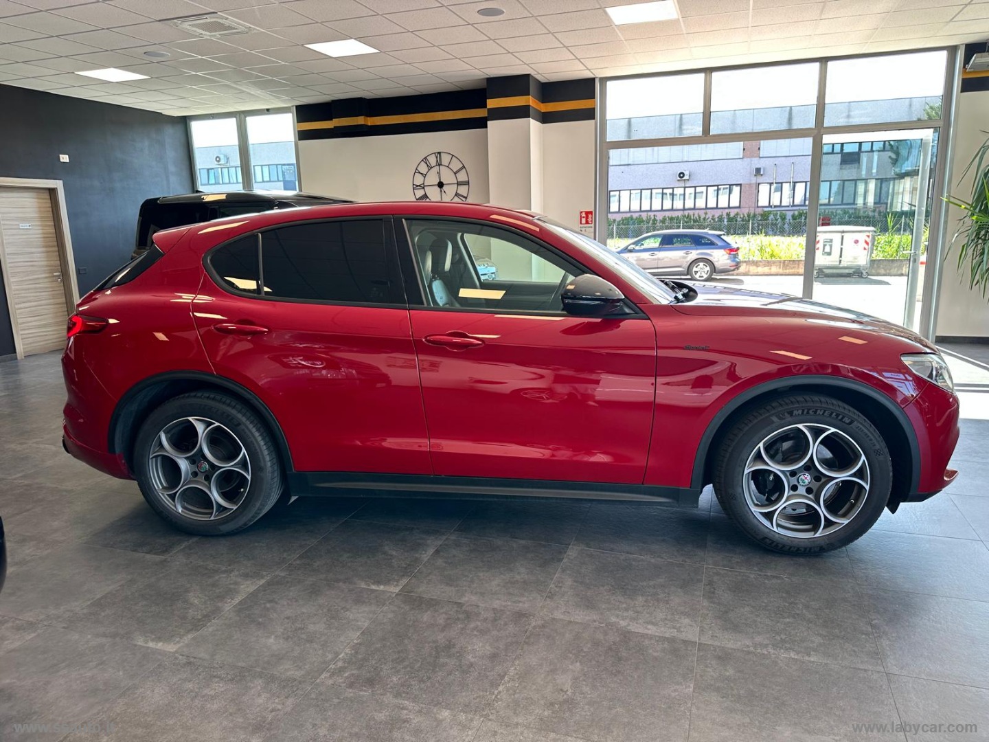 Stelvio 2.2 T.diesel 190CV AT8 Q4 Sprint NESSUN VINCOLO DI FINANZIAMENTO - immagine 12