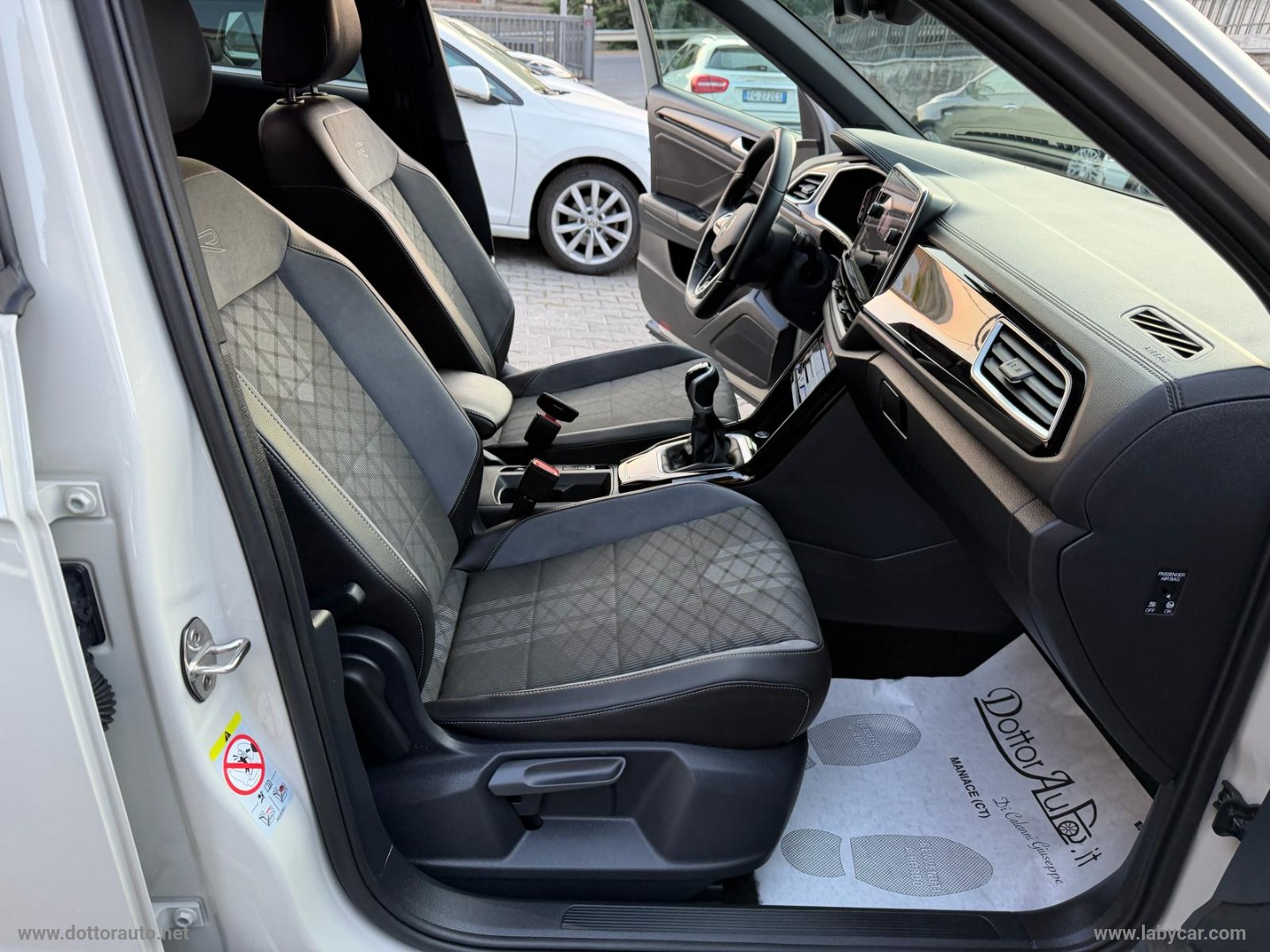 T-Roc 2.0 TDI SCR R-Line - immagine 12
