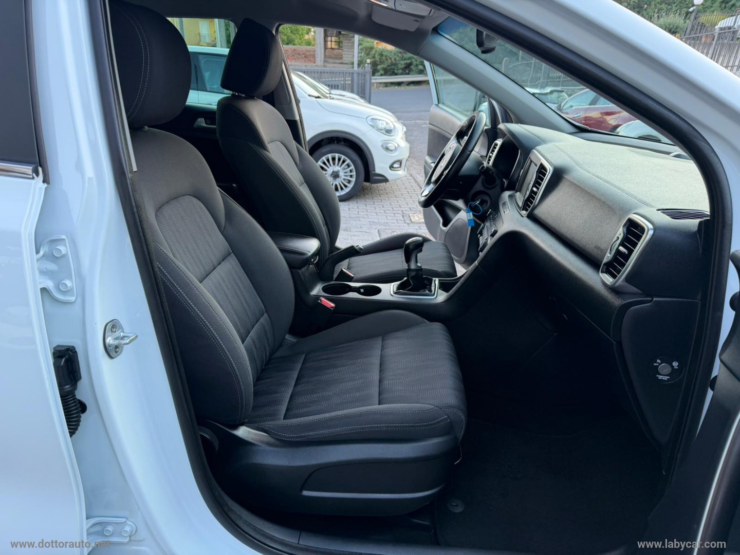 Sportage 1.7 CRDI 2WD Style - immagine 12