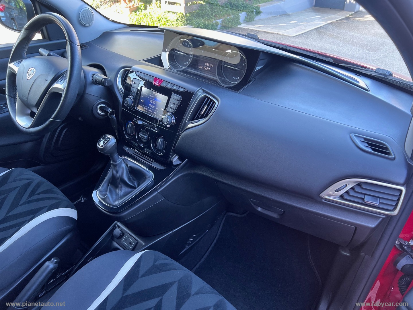 Ypsilon 1.3 MJT 95 CV 5p. S&S Gold - immagine 12