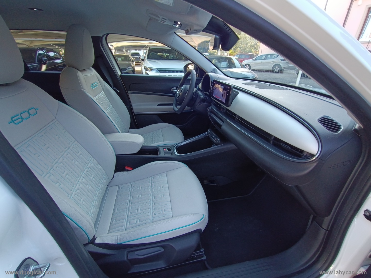 600 Hybrid 110 CV DCT MHEV La Prima - immagine 12