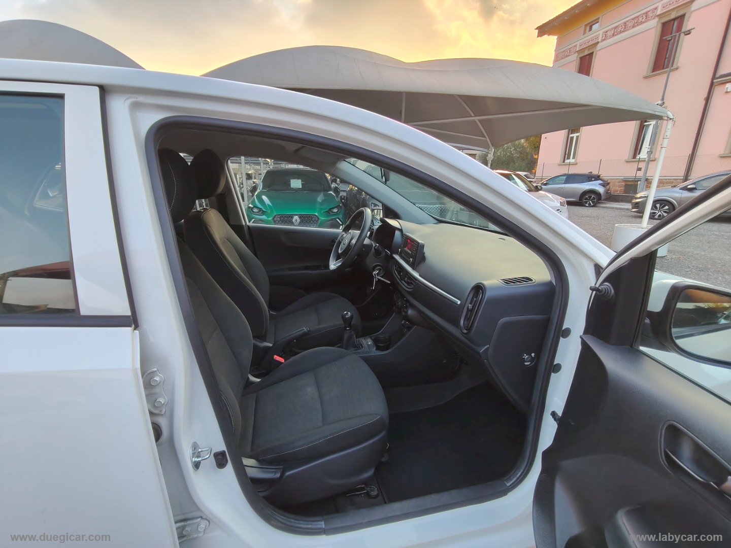 Picanto 1.0 12V 5p. Urban - immagine 12