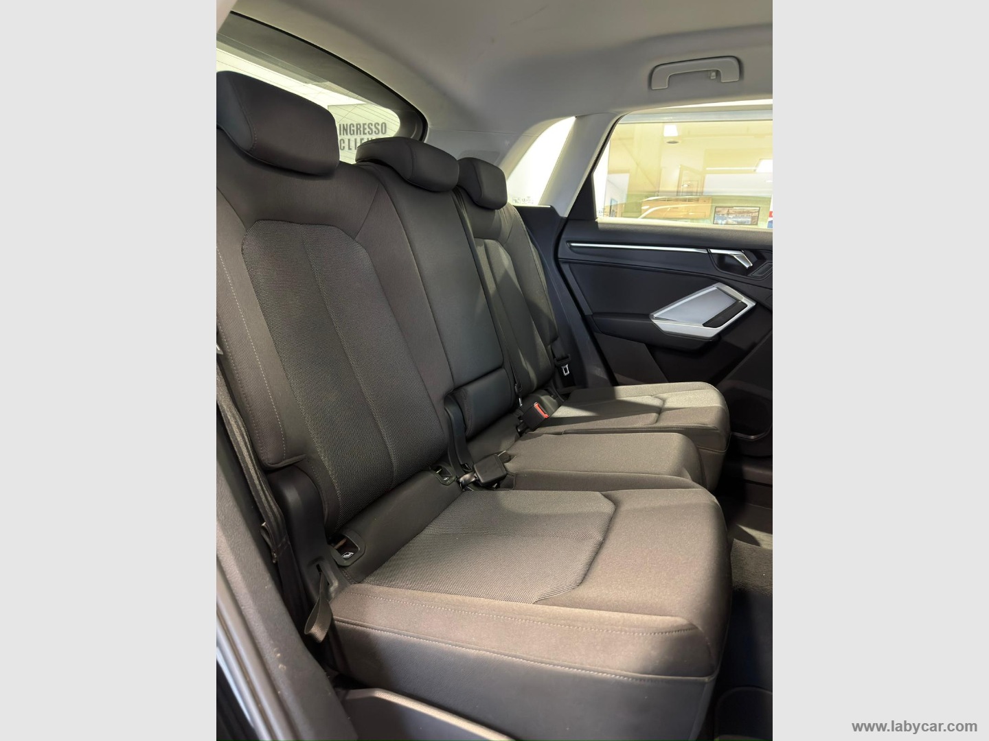 Q3 35 TDI S tronic Business Advanced - immagine 12