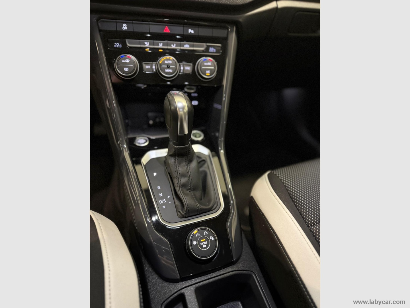 T-Roc 2.0 TDI Advanced BlueMot. Tech. - immagine 12