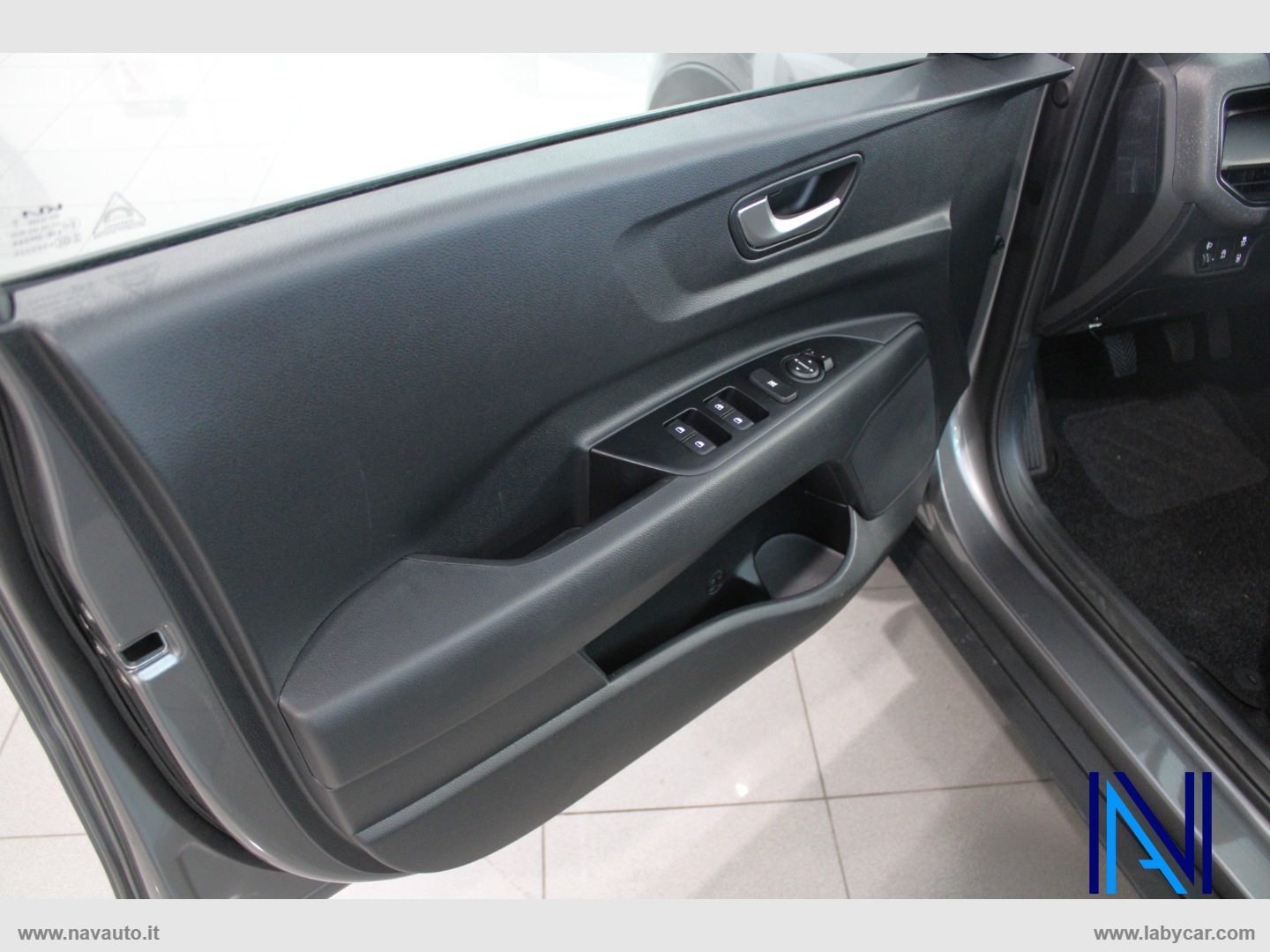 Stonic 1.0 T-GDi GPL 94 CV Urban - immagine 12