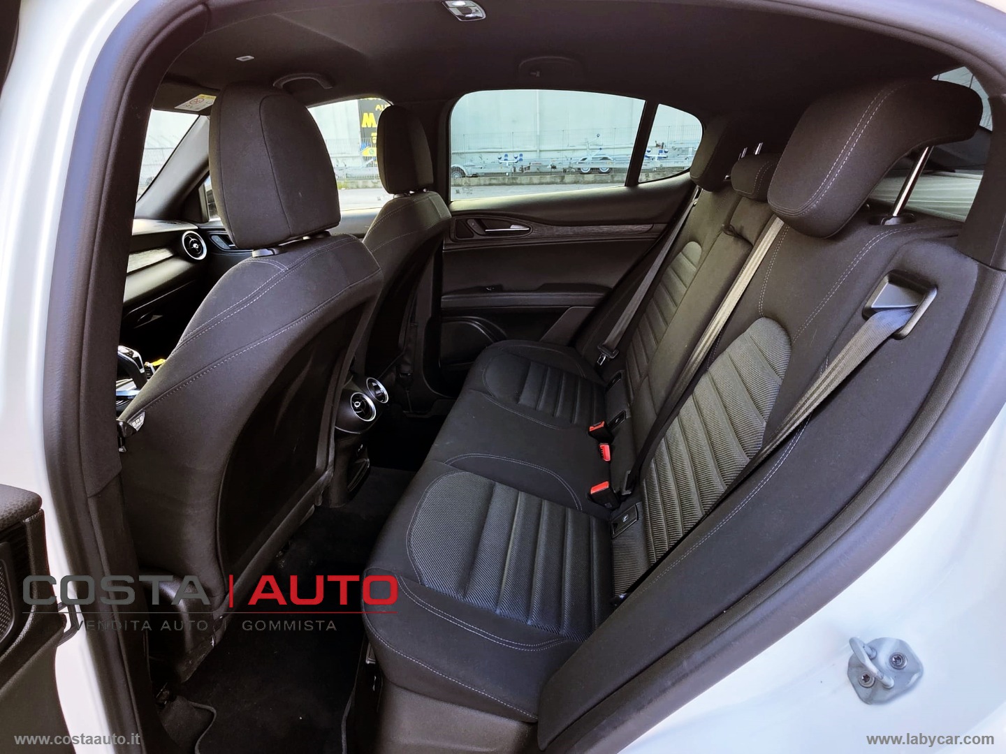 Stelvio 2.2 T.d. 160CV AT8 RWD SUPER - immagine 12