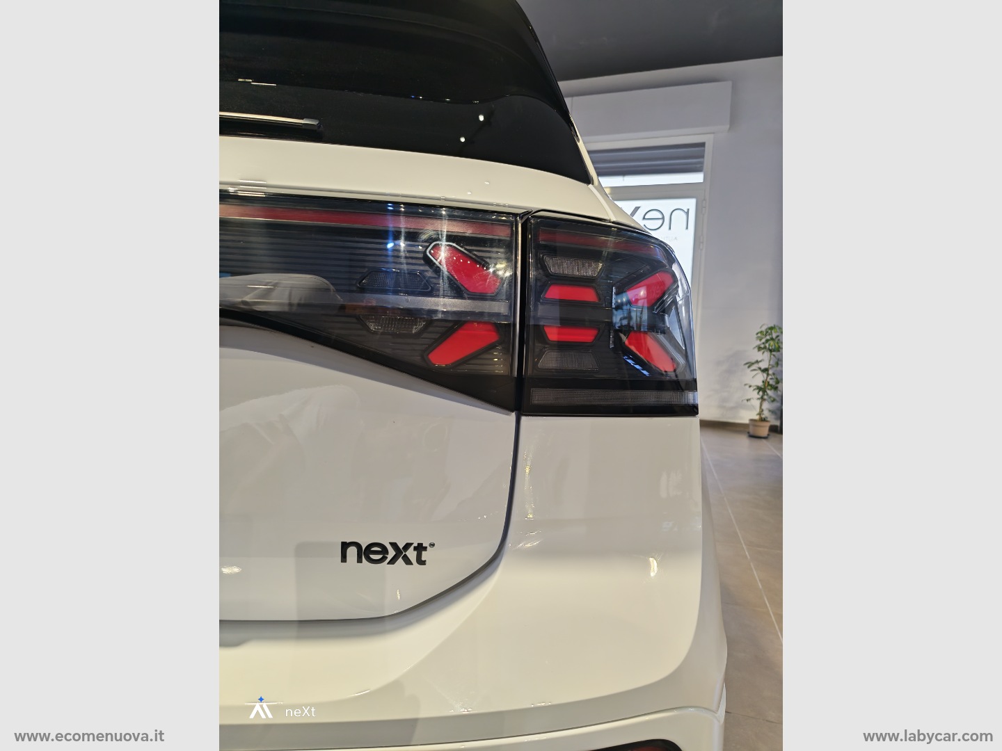 T-Cross 1.0 TSI 115 CV R-Line Plus - immagine 12