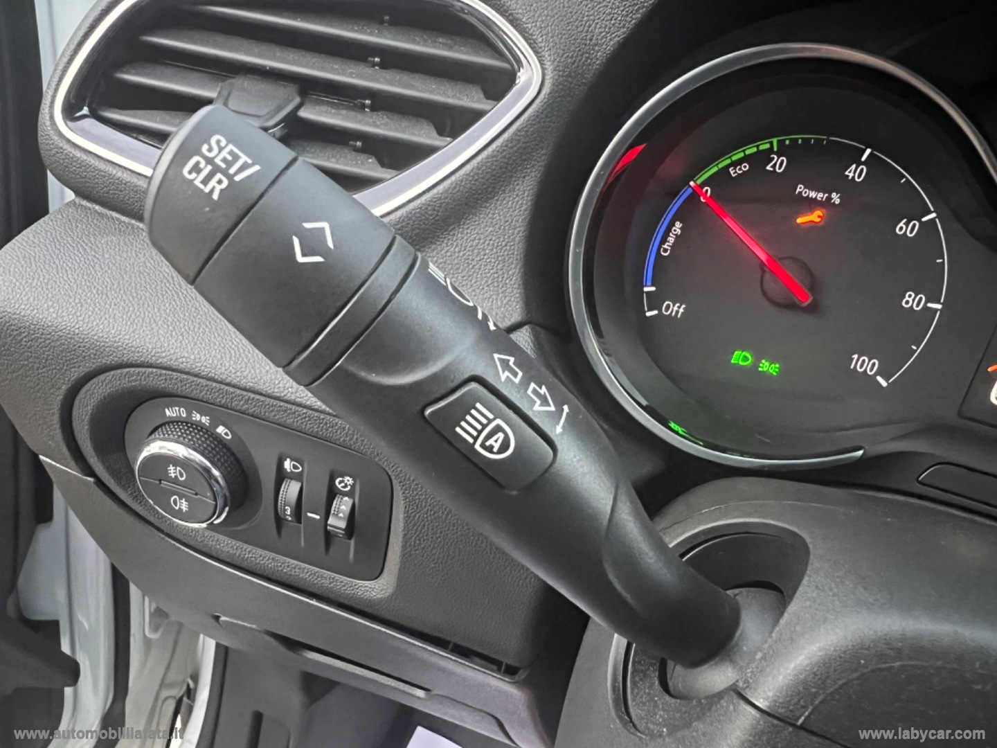 Grandland X 1.6 Hybrid Plug-in aut. FWD 04/2021 36.300KM - immagine 12