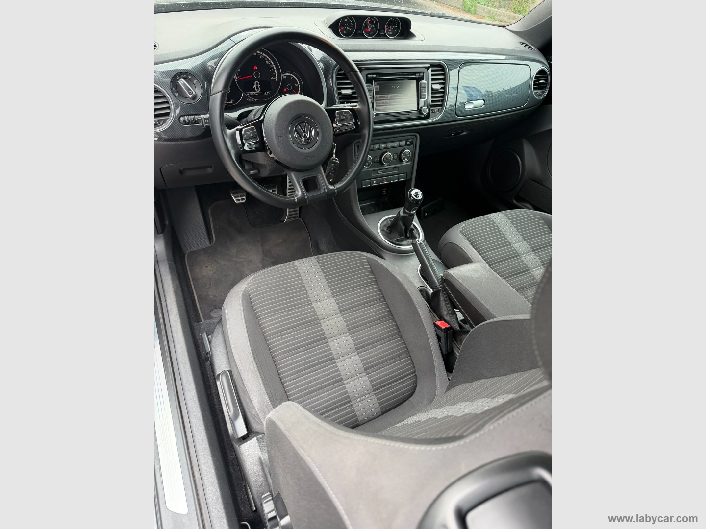 Maggiolino Cabrio 1.4 TSI Sport - immagine 12