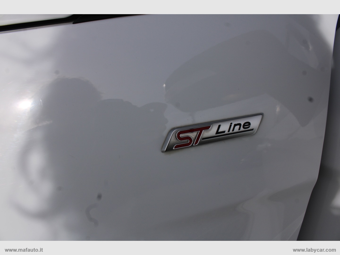 EcoSport 1.0 EcoBoost 125 CV S&S ST-Line - immagine 13