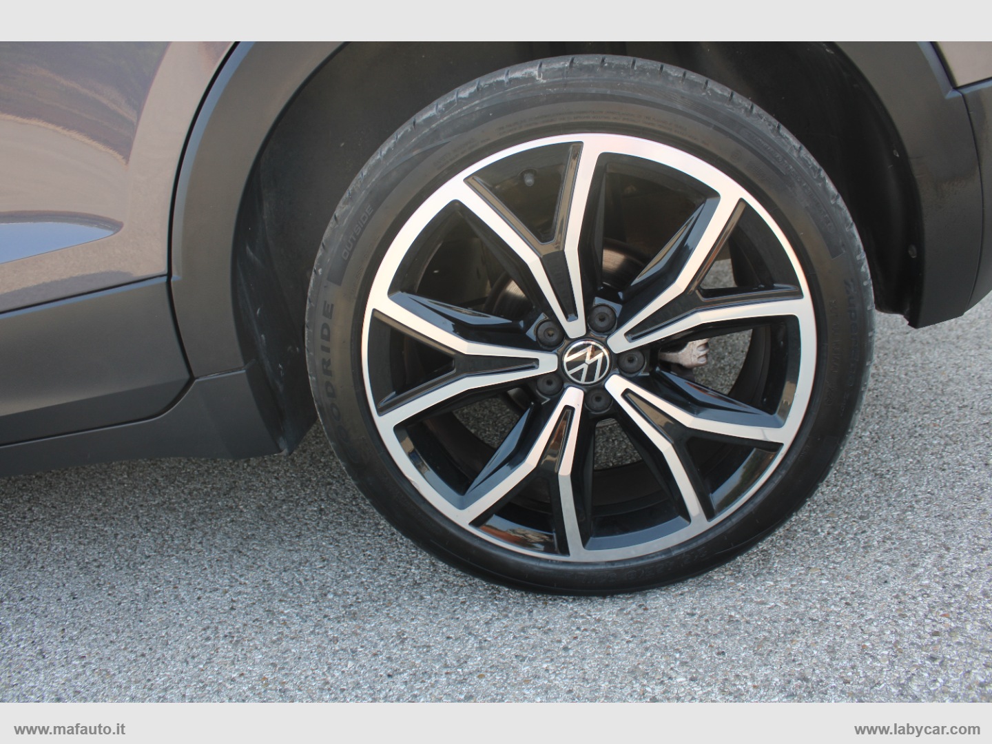 T-Cross 1.0 TSI 110 CV Advanced - immagine 13