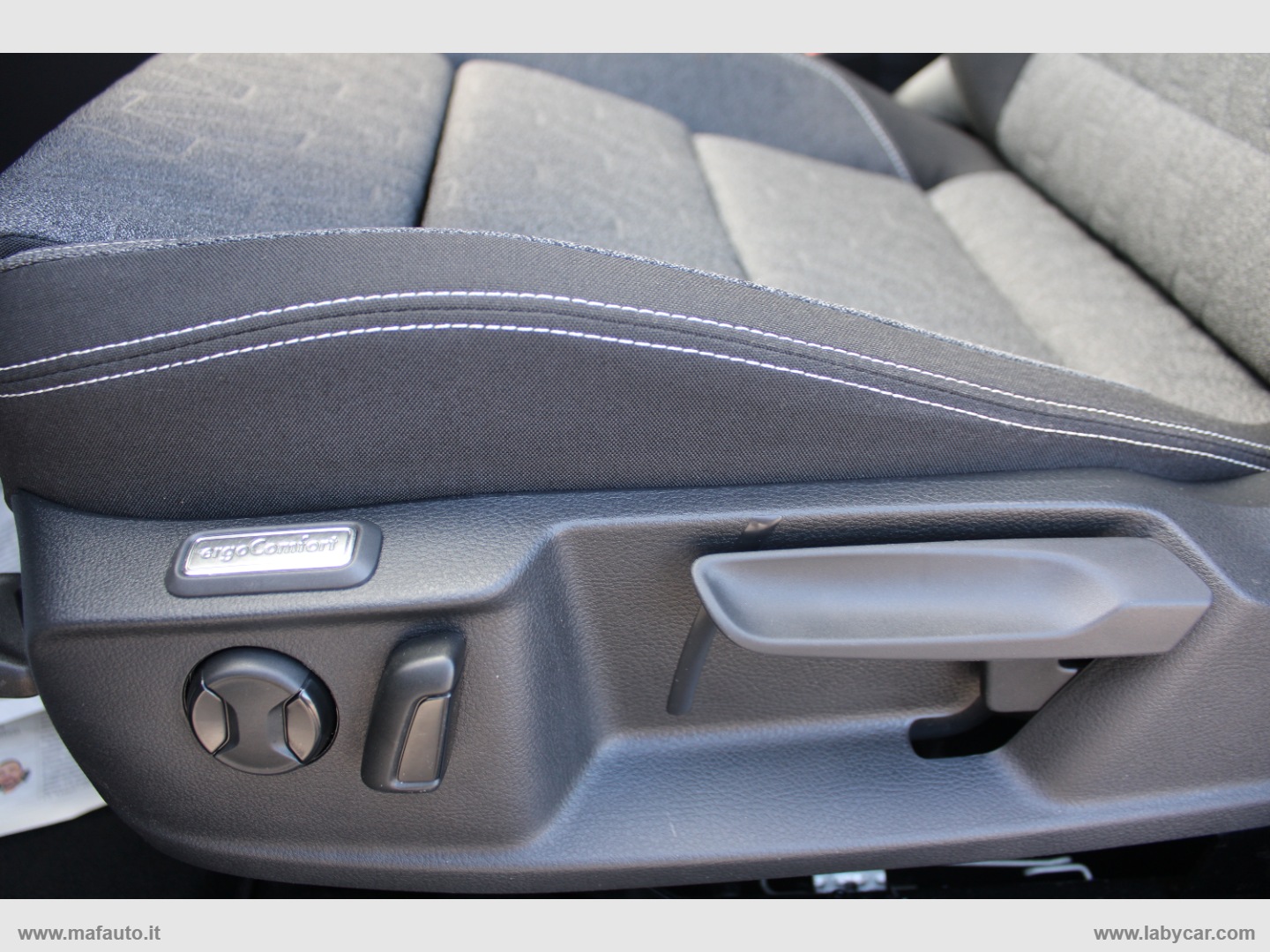 Passat Var. 2.0 TDI EVO DSG Business - immagine 13