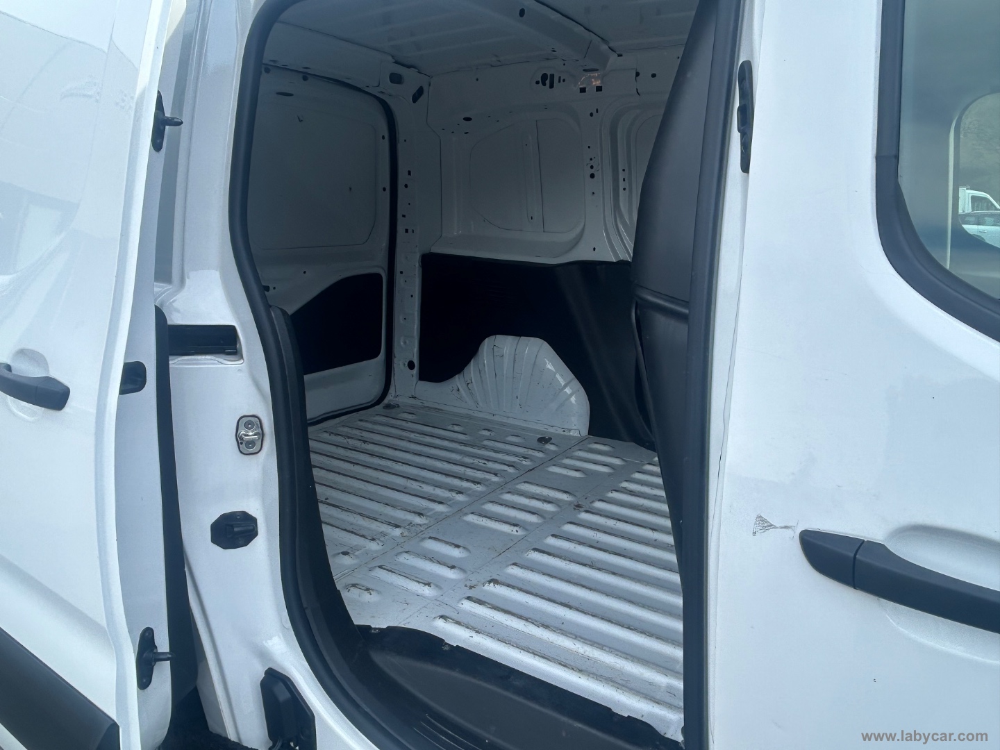 Proace City 1.2 110CV S&S PC 4p.Comfort - immagine 13