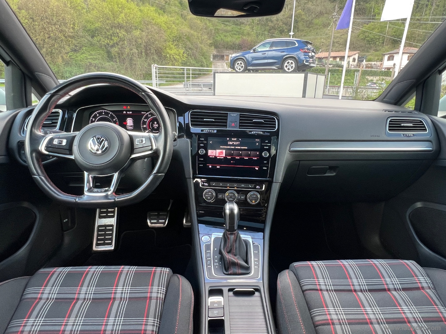 Golf GTI Perf. 2.0 245CV TSI DSG 5p. BMT - immagine 13