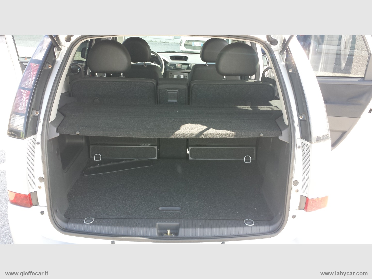 Meriva 1.4 Enjoy - immagine 13
