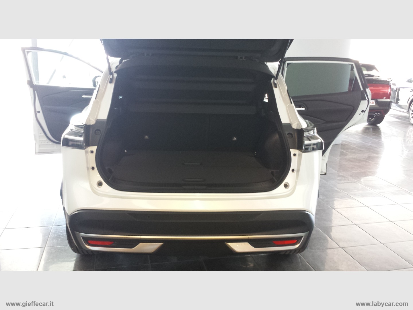 Qashqai MHEV 158 CV AUT. N-Connecta - immagine 13