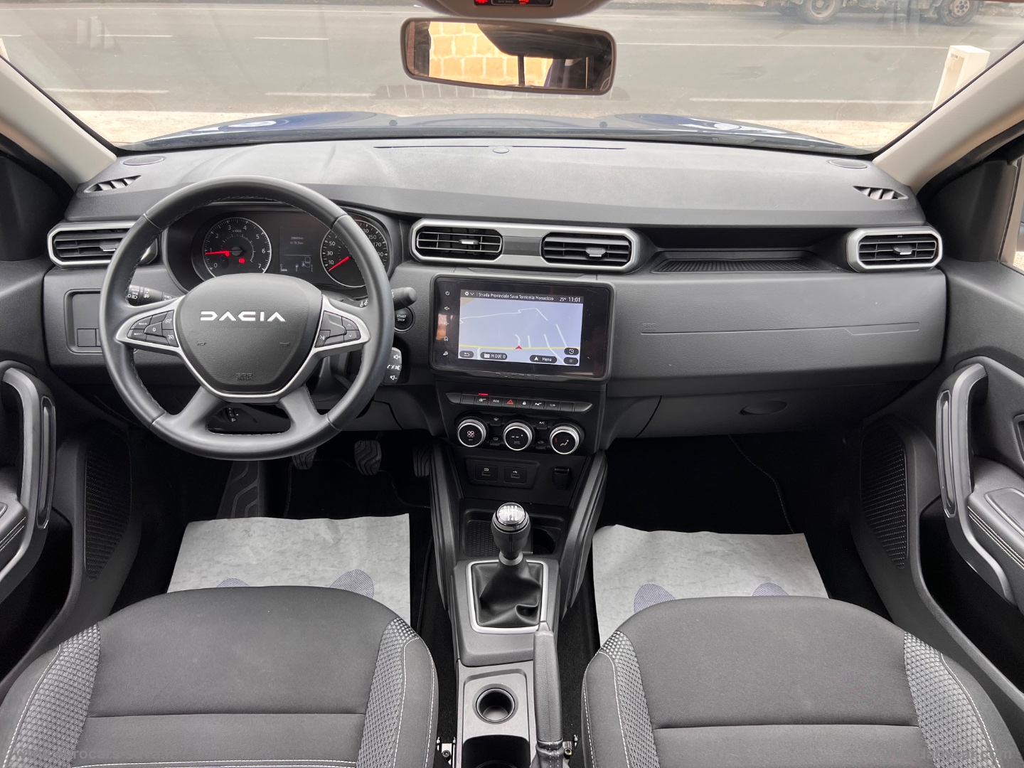 Duster 1.5 Blue dCi 8V 115CV 4x2 Journey - immagine 13
