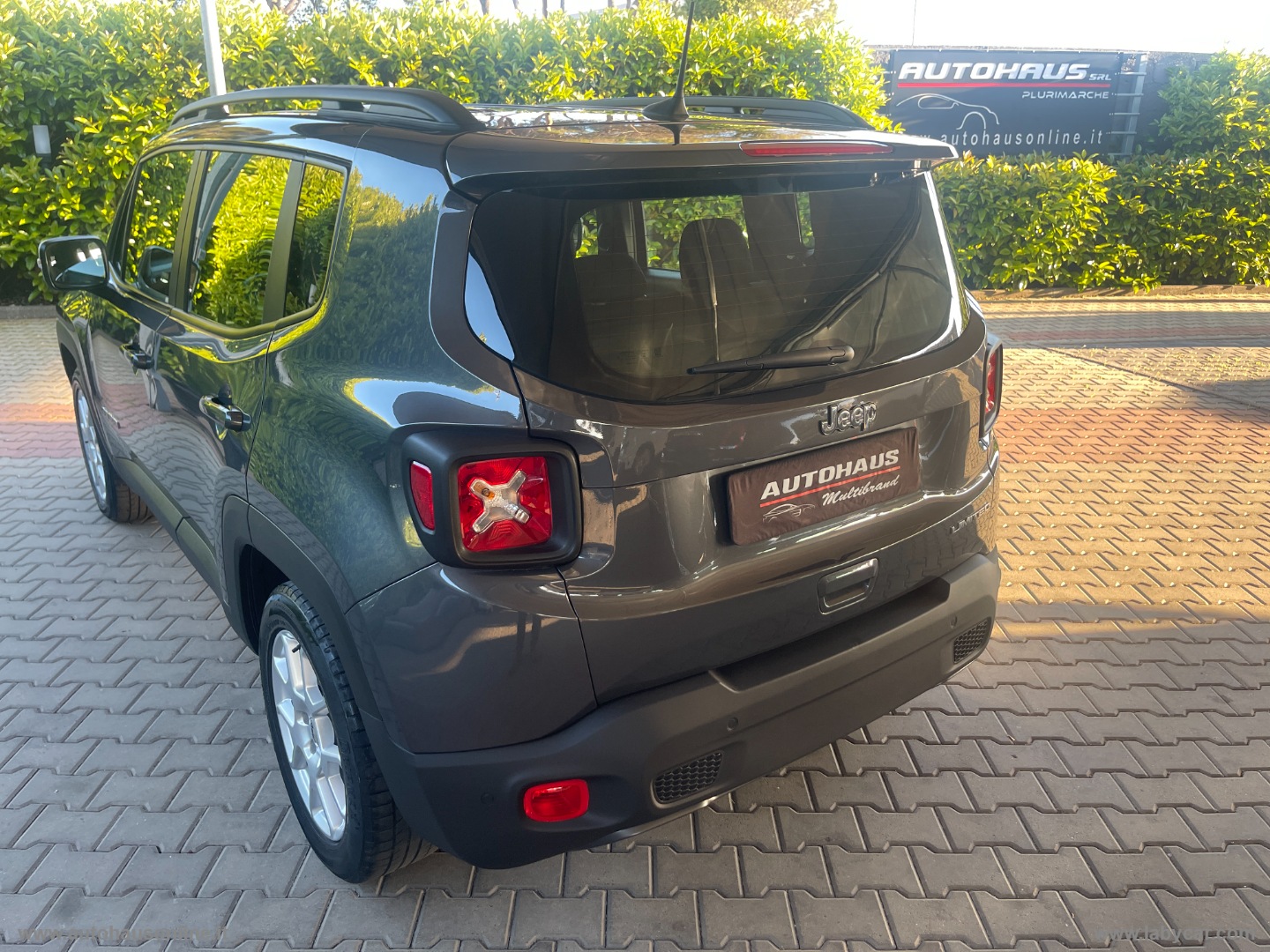 Renegade 1.6 Mjt 130CV Limited - immagine 13